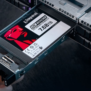 Твердотельный накопитель SSD 960GB Kingston DC600M SATA3 2.5"